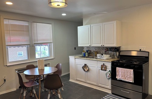 Ogontz Campus Apartamento | 2-bedroom APT Einstein Hospital WiFi, AC, Pet friendly