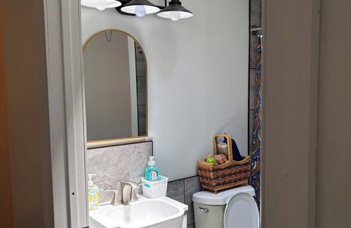 Ogontz Campus Apartamento | 2-bedroom APT Einstein Hospital WiFi, AC, Pet friendly
