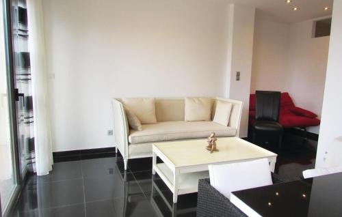Aregno Apartamento | 2 Bedroom Awesome Apartment In Algajola