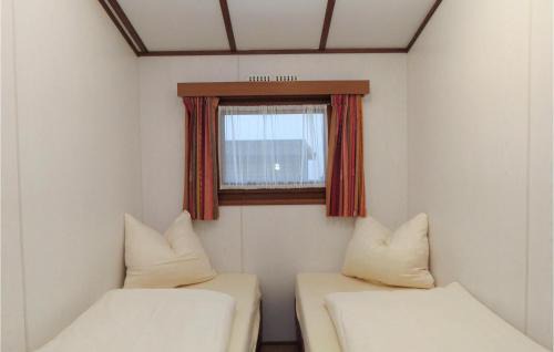 Ferienhausgebiet Hillenseifen Casa | 2 Bedroom Awesome Home In Gerolstein