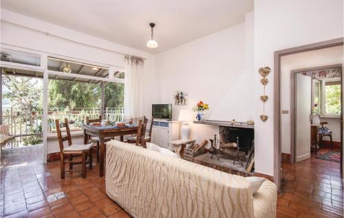 Piediluco Casa | 2 Bedroom Awesome Home In Piediluco