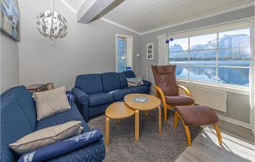 Andalsnes Casa | 2 Bedroom Awesome Home In Isfjorden