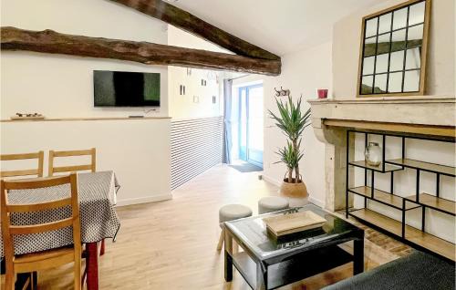Coulon Casa | 2 Bedroom Awesome Home In Coulon