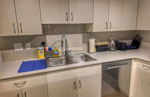 Southwest Edmonton Apartamento | 2-Bedroom Basement Apartment in Welcoming Chappelle, Southwest Edmonton