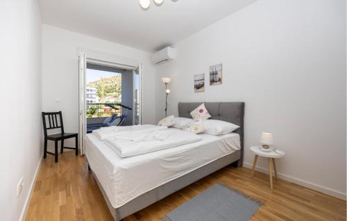 Seget Donji Apartamento | 2 Bedroom Beautiful Apartment In Seget Donji