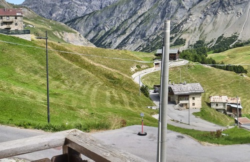 Sant'Anna Apartamento | 2 Bedroom Beautiful Chalet Apartment in Livigno