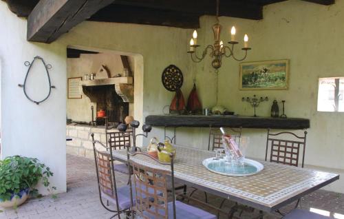 Bellegarde Casa | 2 Bedroom Beautiful Home In Bellegarde
