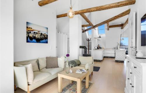Sandkaas Casa | 2 Bedroom Beautiful Home In Allinge