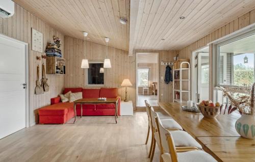 Hou Casa | 2 Bedroom Beautiful Home In Hals
