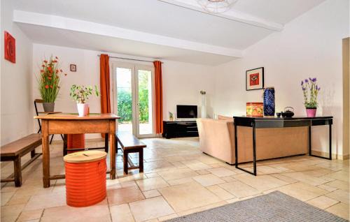 Tavel Casa | 2 Bedroom Beautiful Home In Tavel