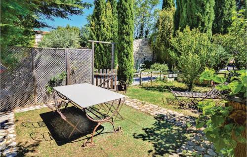 Tavel Casa | 2 Bedroom Beautiful Home In Tavel