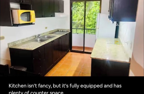 Santa Barbara Condominio | 2-bedroom condo in beautiful Playa Del Coco. 5 minute walk to beach