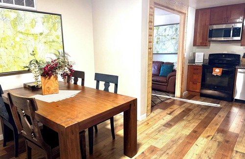 Echo Lake Cabina | 2 Bedroom Cabin by Sierra ski resort