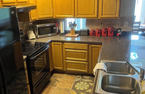Pineola Cabina | 2 bedroom cabin in Linville Land Harbor- close to Beech and Sugar Mtn.!