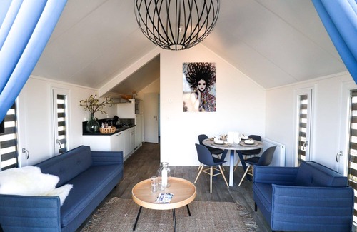 Nijkerk Casa | 2-bedroom chalet with terrace