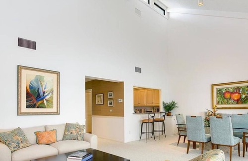 South Beach Condominio | 2 Bedroom Condo 431594 by Houzlet