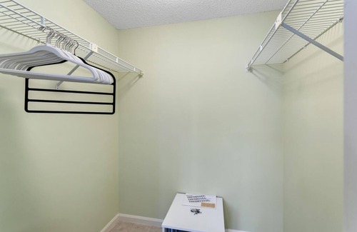 Jupiter Condominio | 2 Bedroom Condo (435090) by Houzlet