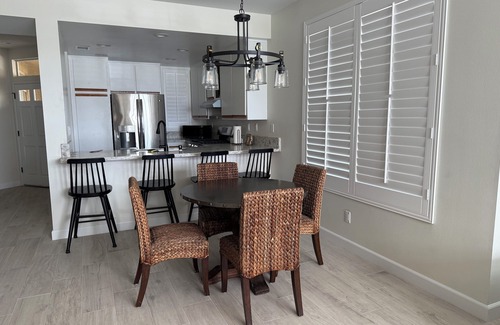 Corona Condominio | 2-bedroom condo in the Sierra Del Oro neighborhood in Corona, CA with AC, WiFi.