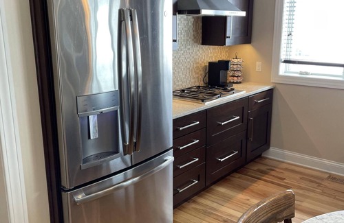 Mount Horeb Condominio | 2 bedroom condo in delightful Mount Horeb with AC,WiFi, laundry. Near Epic!!