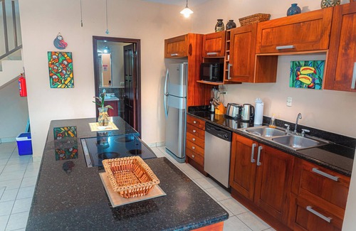 Quepos Condominio | 2 bedroom-condo-pool privacy. 5 minutes to Quepos