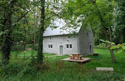 Haut-Bois Casa | 2-bedroom cottage with park and deer park