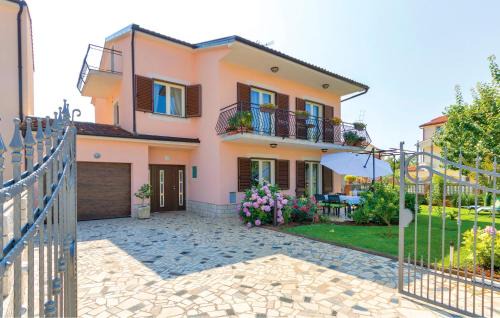 Valdebek Apartamento | 2 Bedroom Cozy Apartment In Pula