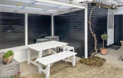 Frederiksvaerk Casa | 2 Bedroom Cozy Home In Frederiksværk