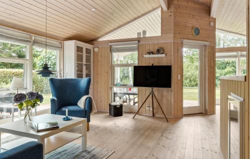 Hojslev Casa | 2 Bedroom Cozy Home In Højslev