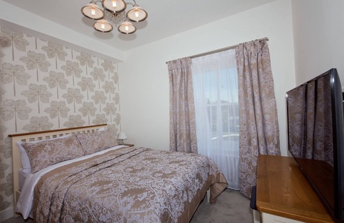Headington Apartamento | 2 bedroom Fully equipped apartment-DISINFECTED with modern design