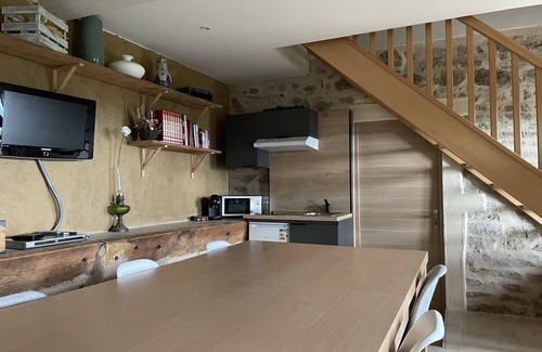 Villie-Morgon Casa | Rooms with a view, private entrance, surrounded by nature