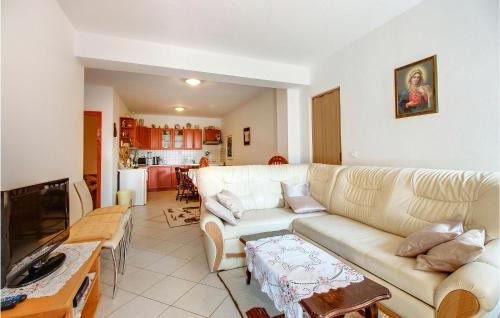 Cunski Apartamento | 2 Bedroom Gorgeous Apartment In Cunski