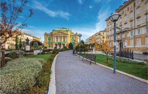 Sarsoni Apartamento | 2 Bedroom Gorgeous Apartment In Rijeka
