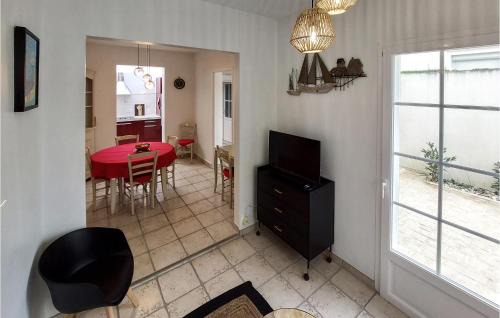Royan Casa | 2 Bedroom Gorgeous Home In Royan