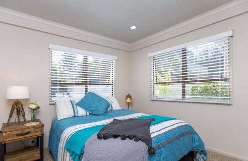 Waihi Beach Apartamento | Apartamento de 2 dormitorios en planta baja.