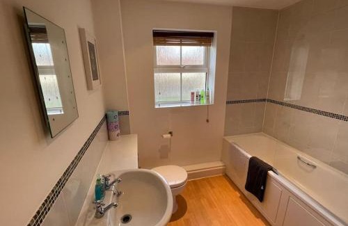 Hartwell Apartamento | 2 Bedroom Ground Floor Flat