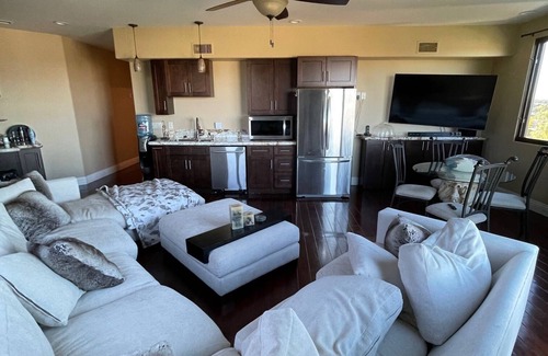 Carlsbad Apartamento | 2-bedroom Guest apartment in Carlsbad. Ocean & golf course view & roof top deck