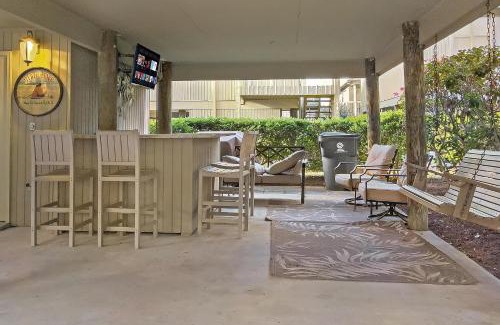 Myrtle Beach Casa | 2 Bedroom Guest Cottage Steps From The Beach!
