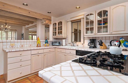 Quail Run Casa | 2-Bedroom Home for 4, Great Amenities - Pool, Hot Tubs, Golf and more
