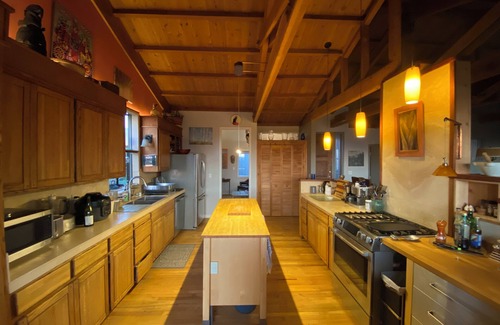 Bodega Bay Casa | 2-bedroom home with sunset views, hot tub, vaulted ceilings, piano, Bodega Bay