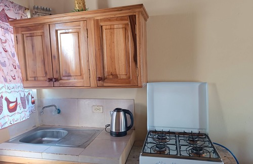 Canoa Casa | 2-bedroom house in cool Canoa with AC