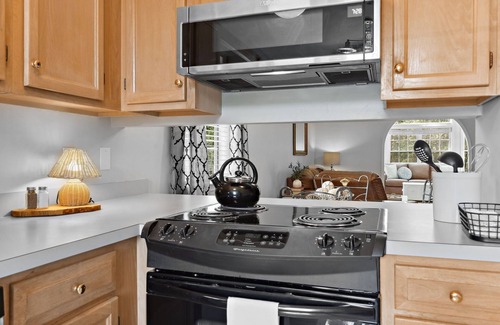 Surfside Beach Casa | 2-bedroom house in excellent Myrtle Beach location with AC, WiFi. Enjoy