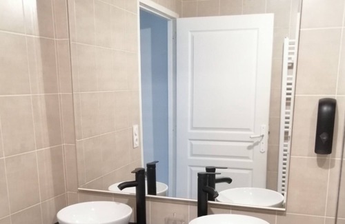 Seychalles Casa | 2 bedroom house near Clermont-Fd classified 2*