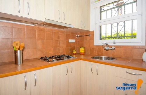 El Roc de Sant Gaieta Apartamento | Casa 2 dormitorios con piscina privada, barbacoa y AA/CC