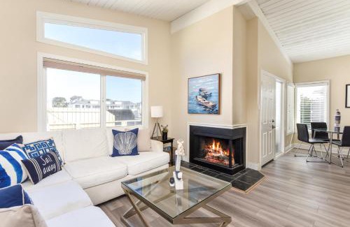 Balboa Peninsula Casa | 2 Bedroom in BACK of our BEACHFRONT Home