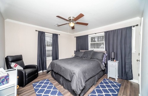 Hanahan Casa | 2 Bedroom Just Mins. from Shopping & Restaurants