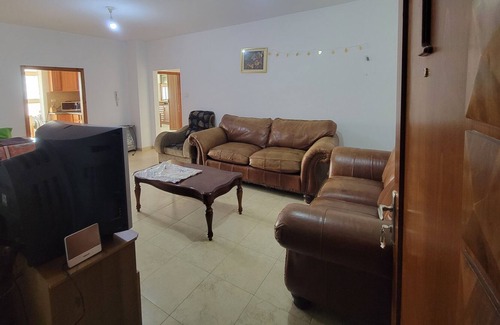 Ramallah Apartamento | 2 Bedroom Kattom Furnished Apartments 1, Ramallah, Prime Location