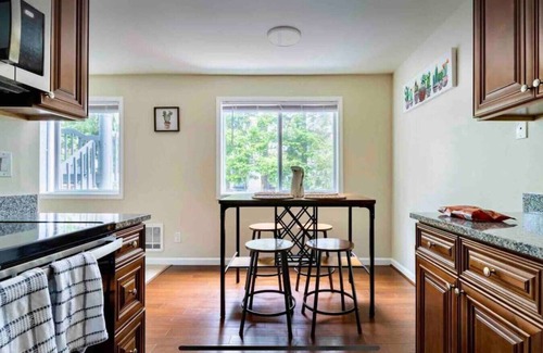 Kenmore Apartamento | 2 bedroom Kenmore Apartment