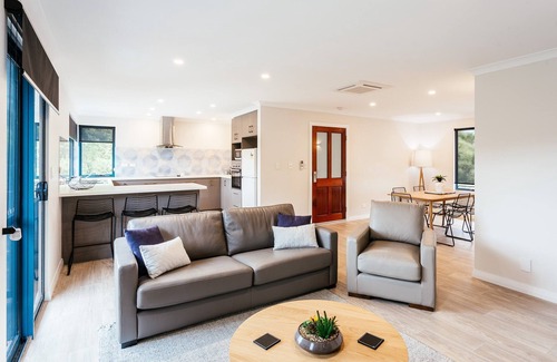 Middleton Beach Apartamento | Dolphin Lodge 2 habitaciones, 1 baño King Spa, apartamento independiente