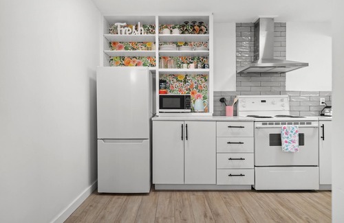 Canyon Meadows Apartamento | 2 bedroom King Suite Located Near Fish Creek