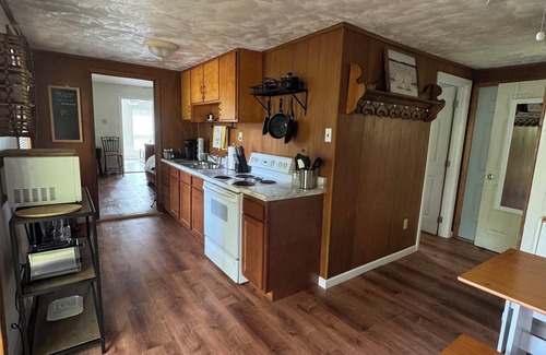 Dandridge Casa | 2 Bedroom Lake Front House on Douglas Lake - Private Cove with Amazing Views